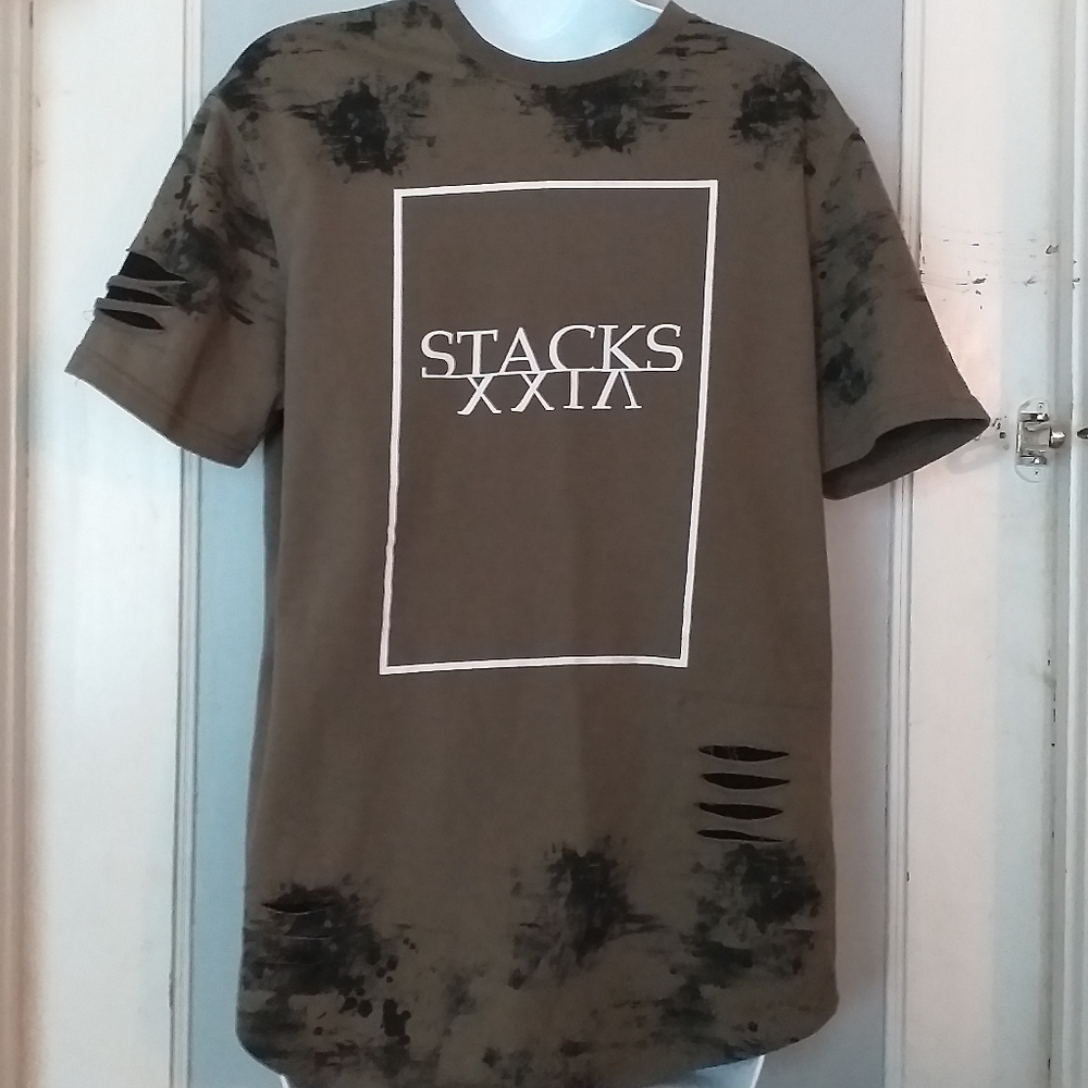 Young men's STACKS distressed tee, sz S
